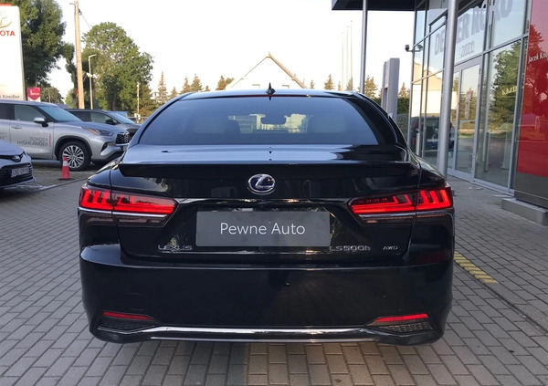 Lexus LS cena 250000 przebieg: 117800, rok produkcji 2017 z Hajnówka małe 742